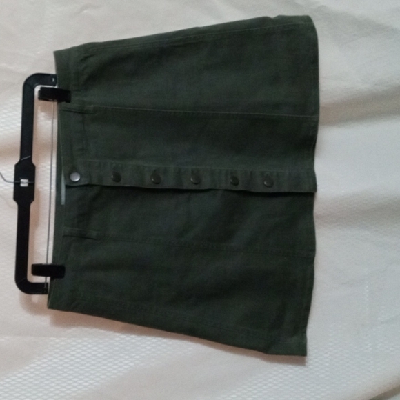 Women's Falls Creek Mini Skirt 14 Army Green Pre-owned - Picture 1 of 8